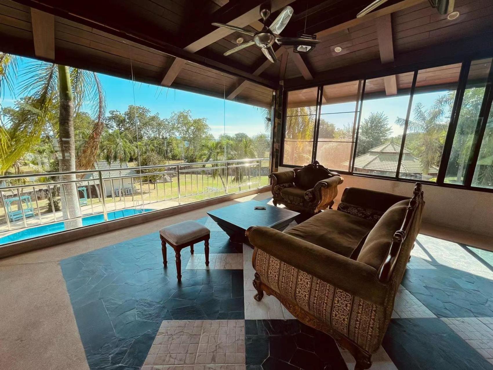 Phoenix Golf 10 Badroom Pool Villa Ban Huai Yai 外观 照片